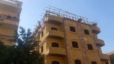 إزالة دور سطح مخالف وضبط مصلحة لعلاج الإدمان في ٦ أكتوبر (صور)