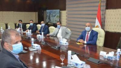 وزير الإسكان: تطوير مواقف النقل الجماعى على أطراف القاهرة الكبرى