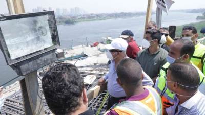 وزير النقل يتابع  تنفيذ أعمال التطوير والصيانة الشاملة للطريق الدائرى حول القاهرة الكبرى