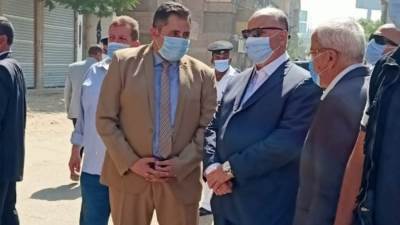 إزالة ٣ أدوار مخالفة بعقار في حي الشرابية وبثها عبر شاشة عرض بالشارع