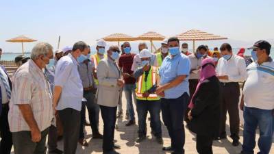 تنفيذ ممشي ومضمار للدراجات بكورنيش  بورتوفيق وشبكة صرف لمياه الامطار بمحافظة السويس