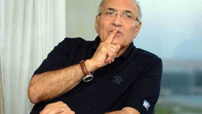 بدء أولى جلسات إعادة محاكمة أحمد شفيق في «أرض الطيارين»