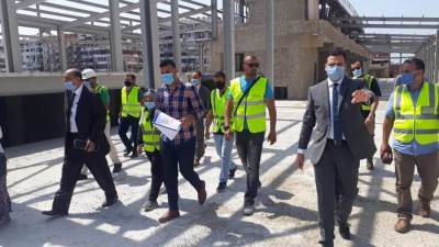 نائب محافظ بورسعيد يتفقد العمل بمشروع مول الفرما