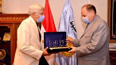 محافظ أسيوط يبحث سبل دعم  فرع جامعة بدر الدولية بمدينة ناصر الجديدة