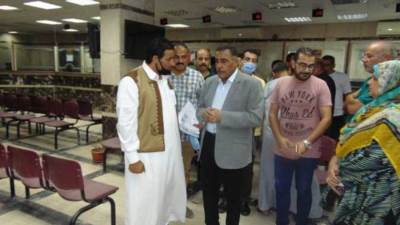 محافظ مطروح يتفقد المركز التكنولوجي لاستقبال طلبات التصالح في مخالفات البناء