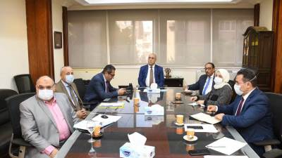 وزير الإسكان يعقد اجتماعه الثاني لمتابعة مشروع تنمية أراضى الساحل الشمالي الغربى
