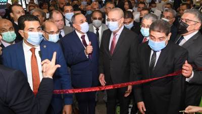 وزير الإسكان يفتتح معرض الأهرام العقاري بقاعة المؤتمرات الكبرى بمدينة نصر