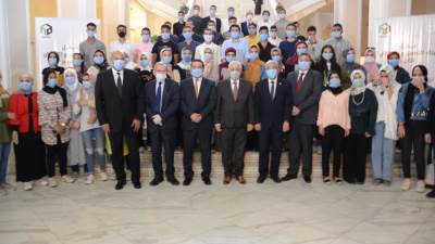 التعمير والإسكان  يكرم نوابغ الطلبة من اوائل الشهادات الثانوية  للعام السادس على التوالي