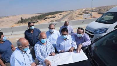 وزير النقل يستطلع مسار القطار الكهربائي السريع (السخنة/ العلمين) تمهيدا لبدء تنفيذ الأعمال