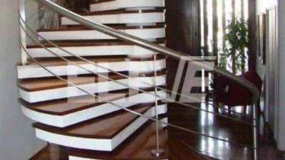 أفكار جميلة لتصميم السلالم (صور)