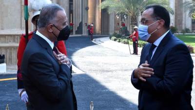 استقبال رسمى لرئيس الوزراء في العراق قبل بدء أعمال اللجنة العليا المشتركة