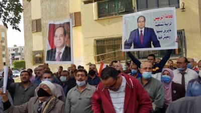 ملاك الرابية يستغيثون بالسيسي أمام جهاز «الشروق»: «عايزين نبنيها ونعيش فيها» (صور)