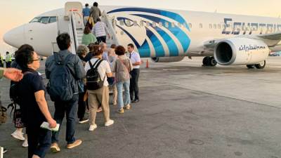 اجتماع ثلاثى بين وزراء السياحة والآثار والطيران لدعم القطاع السياحى