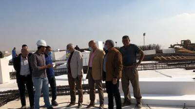 علاء عبد العزيز يتفقد عمارات إسكان المناطق غير الآمنة والمباني الخدمية بمدينة العبور