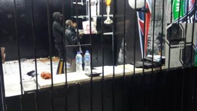 جهاز «6 أكتوبر» يغلق محلا لبيع الخمور في الحي السادس (صور)