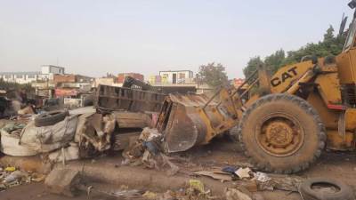 إزالة الإشغالات بالمنطقة الصناعية الأولى والثانية وسنتر الاستشارات الهندسية بـ«6 أكتوبر» (صور)