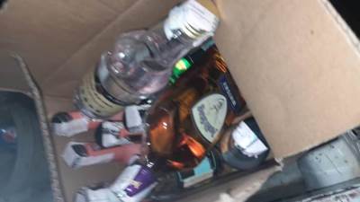 جهاز «6 أكتوبر» يغلق محلا لبيع الخمور في سنتر وادي الملوك (صور)