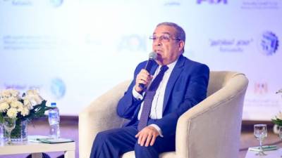 وزير الإنتاج الحربي: الدولة تمتلك استراتيجية واضحة لتوطين صناعة السيارات بمصر