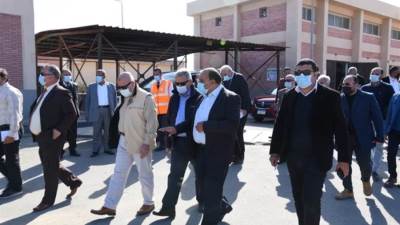 مسئولو «الإسكان» يتفقدون مشروعات مياه الشرب والصرف الصحى ببورسعيد