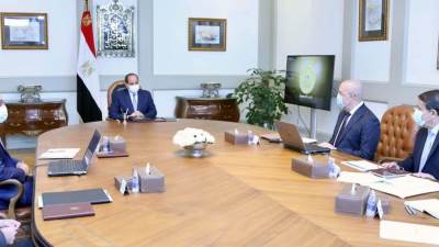 السيسي يستعرض ملف شركات الخدمات والصيانة بالعاصمة الإدارية الجديدة