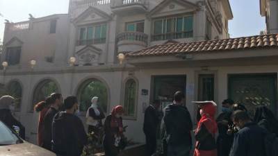 بالصور .. وقفة احتجاجية للحاجزين بمشروع سرايات القطامية 