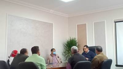 «حدائق أكتوبر نشاط بعد سكون».. جولات واجتماعات يومية لرئيس المدينة لمتابعة وتنفيذ المشروعات (صور)