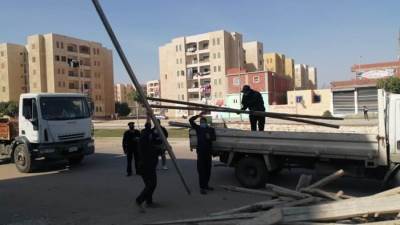 إزالة 11 شروعا في بناء مخالف بأحياء جهاز «العاشر من رمضان» (صور)