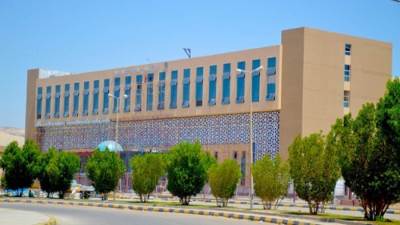 انتهاء تنفيذ مبنى لرعاية الموهوبين ومجمع مواقف بمساحة 15 فدانا بمدينة قنا الجديدة