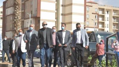 مسئولو "الإسكان" يتفقدون مشروعات مدينتى "بدر" و"حدائق العاصمة"