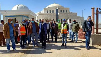 رئيس «المقاولون العرب» يتفقد مشروعي مجلسي «النواب» و«الشيوخ» بالعاصمة الإدارية (صور)