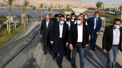 رئيس الوزراء يتفقد مشروع تطوير بحيرة عين الصيرة