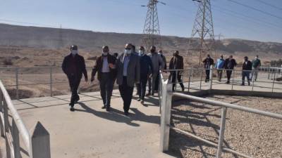 محافظ أسيوط يتفقد سير العمل بمحطة معالجة الصرف الصحي بقرية الزرابي بأبوتيج