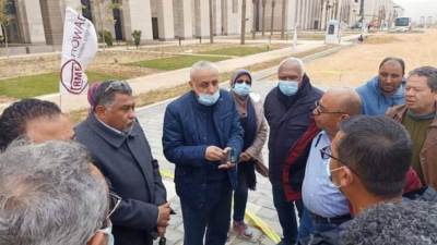 مسئولو "الإسكان" يتفقدون أعمال المرافق بالحي الحكومي بالعاصمة الإدارية الجديدة