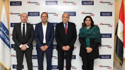 المستقبل للتنمية العمرانية ونيو هومز توقعان إتفاقية الترويج لمنطقة الاستخدام المختلط بـ«مستقبل سيتي»