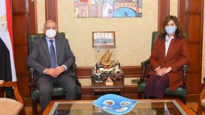 وزيرة الهجرة تستقبل رئيس الأكاديمية العربية للعلوم والتكنولوجيا والنقل البحري لبحث التعاون المشترك