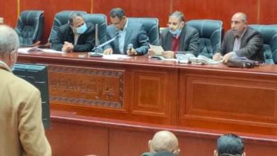 رئيس "بدر" يجتمع مع منفذي ٨٤٢٤ وحدة "إسكان اجتماعي" لوضع خطة زمنية لانتهاء من الأعمال