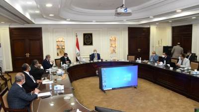 وزير الإسكان يتابع موقف تنفيذ الأعمال بمشروع تطوير جزيرة الوراق