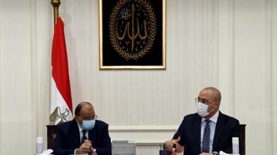 وزيرا الإسكان والتنمية المحلية يناقشان المسودة النهائية للاشتراطات البنائية