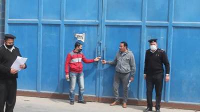 جهاز السادات ينفذ 21 قرار غلق وتشميع لمحال وبدرومات وقطع أراضٍ صناعية مخالفة للنشاط