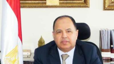 المالية: إحالة الشركات غير الملتزمة بالفاتورة الإلكترونية إلى النيابة