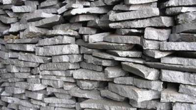 "التجارة والصناعة": فرض رسوم مكافحة إغراق على واردات "الفيروسيليكون"