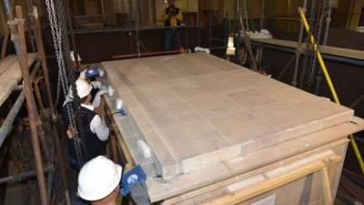 صور|| المتحف المصري الكبير يستقبل المقصورة الثالثة للملك توت عنخ آمون