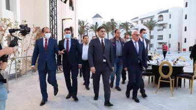 احتفالا بذكرى نصر 10 رمضان.. محافظ بورسعيد يفتتح فندق «بالما» بعد تجديده باستثمارات 250 مليون جنيه