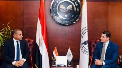 مصر وليبيا تبحثان فرص الاستثمار في البلدين