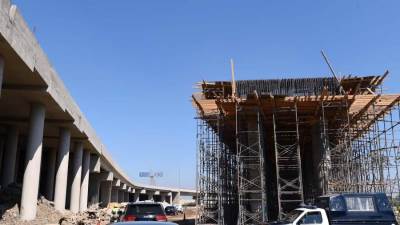 مدبولى: الدولة تولي اهتماما كبيرا بتطوير شبكة الطرق علي مستوي الجمهورية 