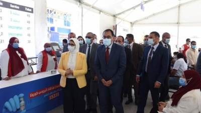 زايد : تطعيم 10 آلاف مواطن يومياً.. و 600 فرد يقدمون الخدمة من 9 صباحاً حتى 9 مساء ‎