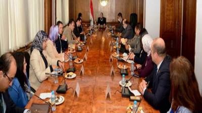 وفد من نواب التنسيقية يلتقي وزيرة التجارة والصناعة لبحث عدد من الملفات الاقتصادية