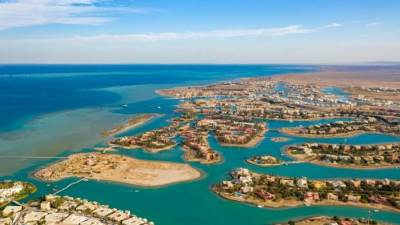 "الجونة" تستخدم تكنولوجيا التدوير كامل العمق في مطار المدينة للحفاظ على البيئة