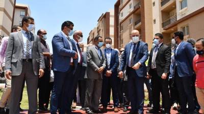 صور|| الجزار يتفقد وحدات سكن لكل المصريين بحدائق العاصمة