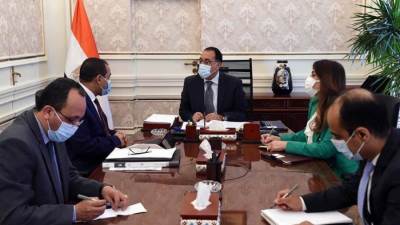 "مدبولي"يتابع البرامج التدريبية للموظفين المرشحين للانتقال للعاصمة الإدارية